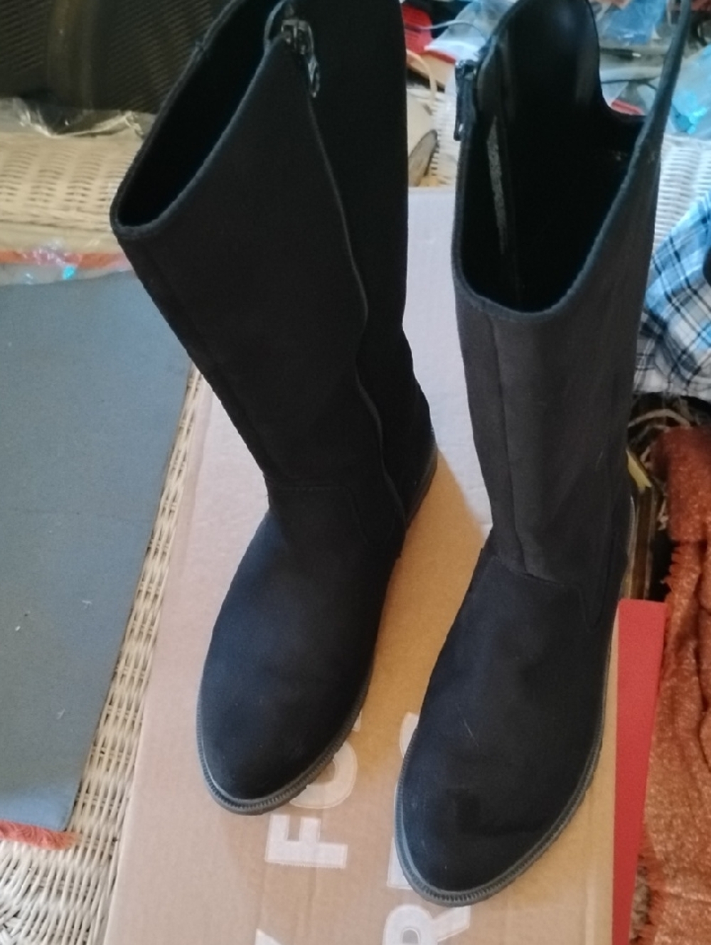 Black Women's Mid-Calf Zip Boots